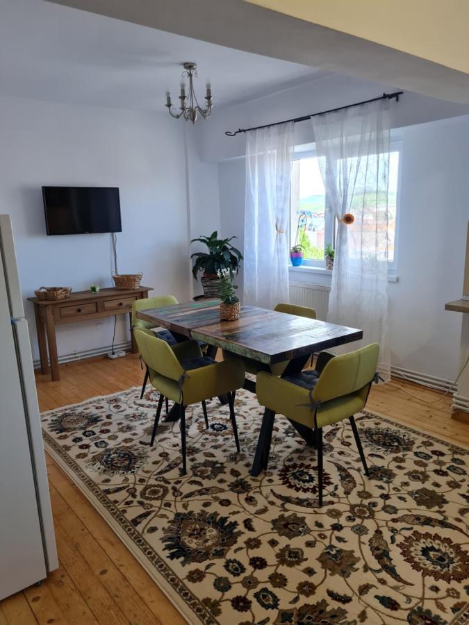 Apartament Central Gherla Dış mekan fotoğraf